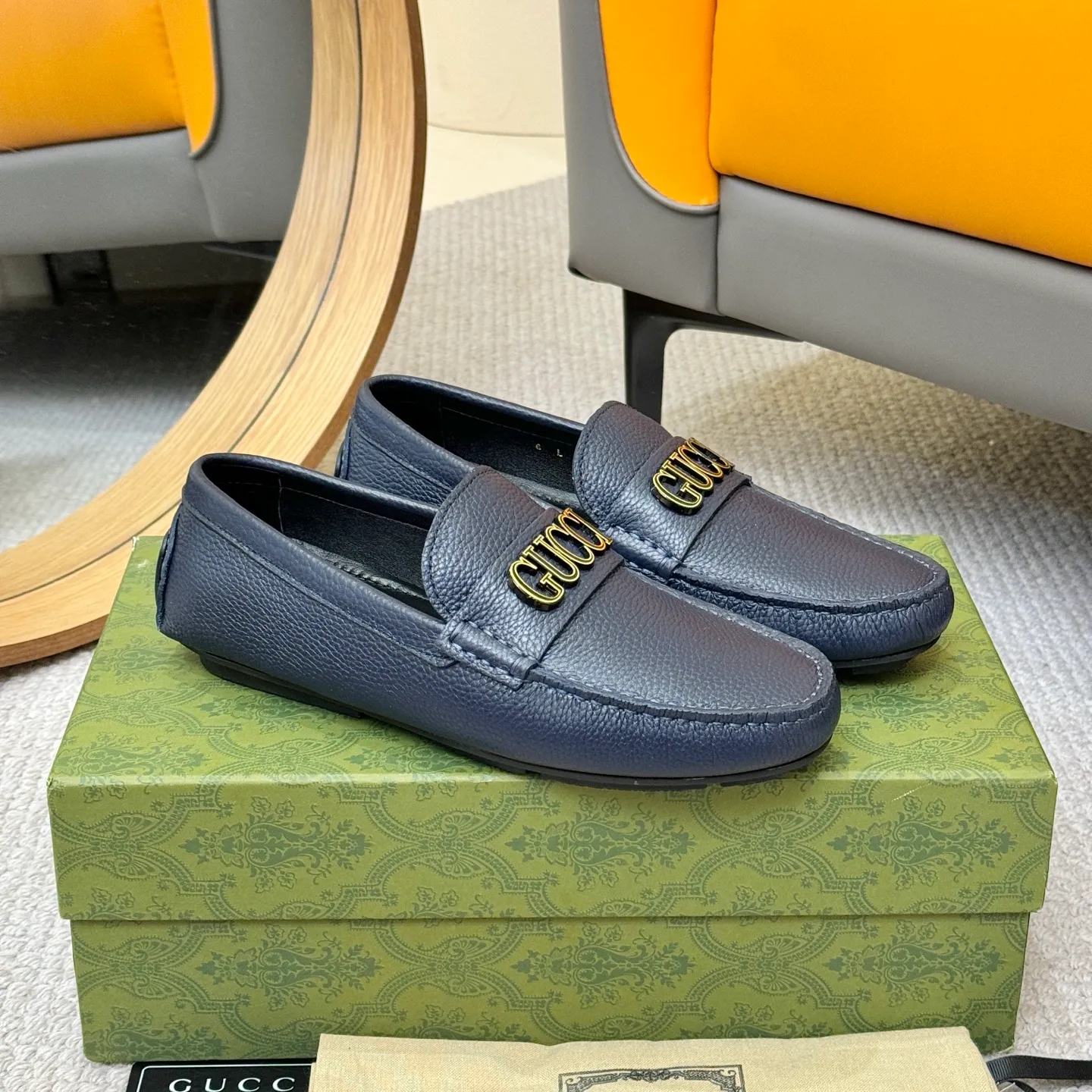 Men's shoes 💰420 (Yangli) Gucci* - the top version of Gucci classic beanie shoes! It is made of imported original cowhide and has a comfortable first layer of sheepskin lining! Original wear-resistant rubber outsole! High quality products! Size 38-46, with shoe dial, cloth bag, card